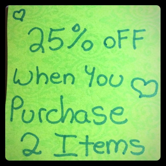 25% off when you purchased two items💗