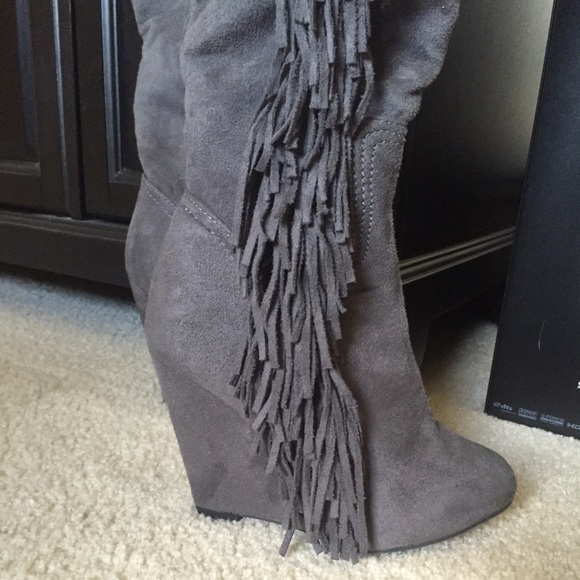 Grey fringe boots