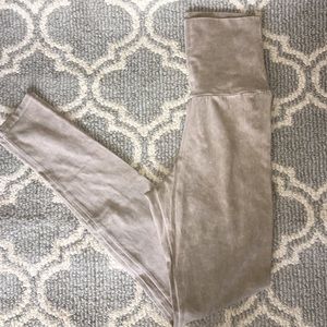 High waisted leggings