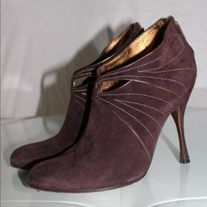 Dolce Gabbana Suede Leather Booties 36 6