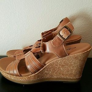 Clarks leather wedge sandal