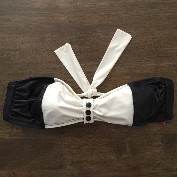 Guess Bikini Top!
