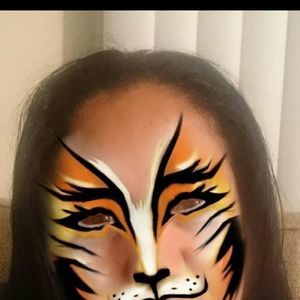 Meet your Posher, Yaneth