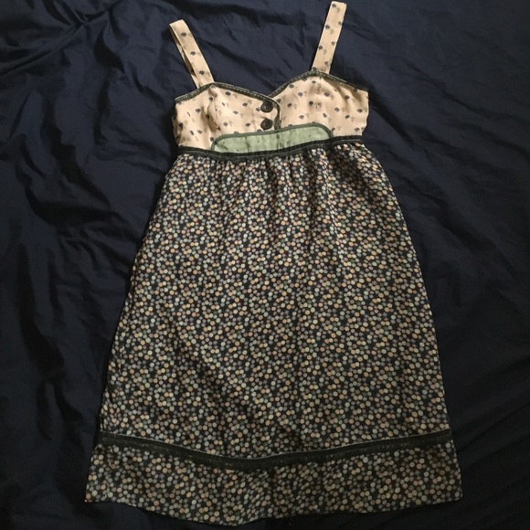 Floral dress never worn - Picture 2 of 5