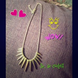 Express Graduated Spike Gold Necklace