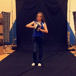 Meet your Posher, Hallie