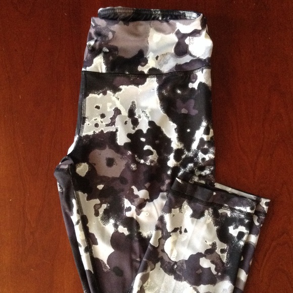 Women's activewear capris