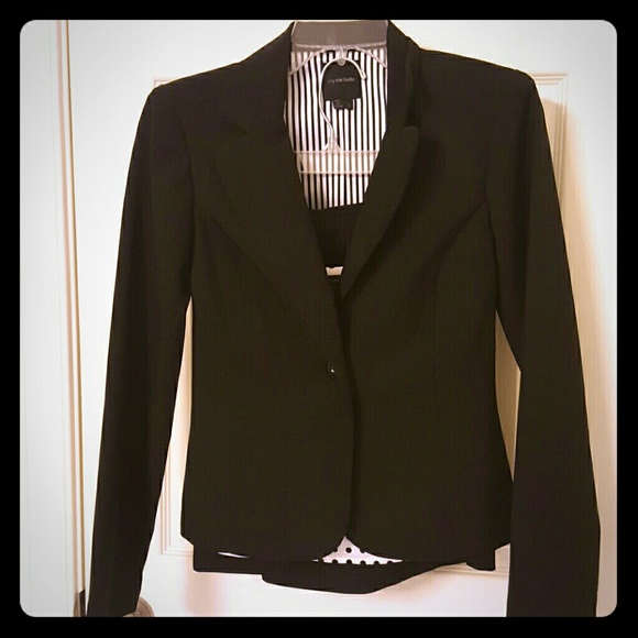 Blazer, tank, and skirt. Whole outfit