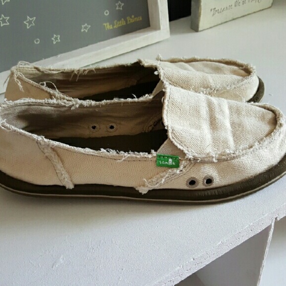 Sanuks
