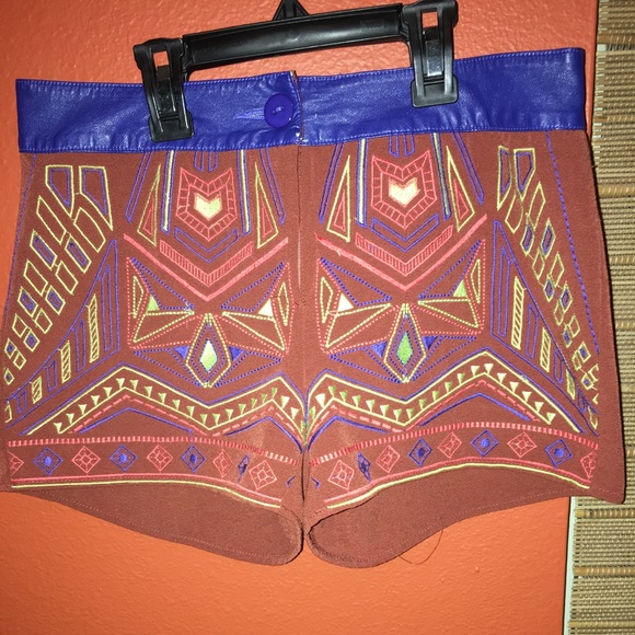 Flying tomato Aztec print shorts