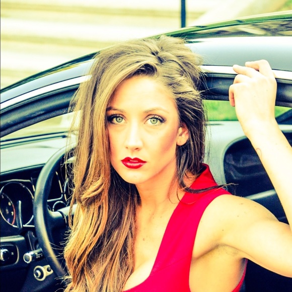 Meet your Posher, Bree - Picture 1 of 1
