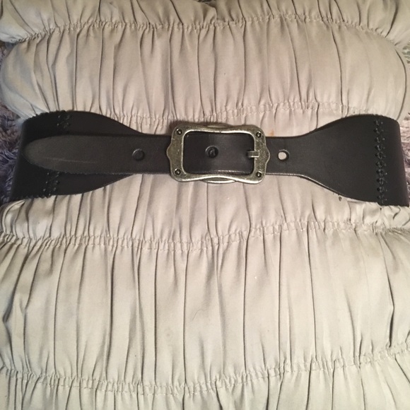 Black thick belt