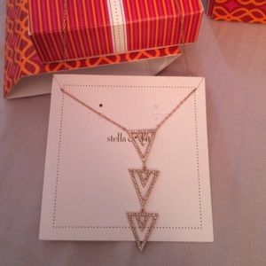 Stella and Dot Pave Spear Pendant Necklace