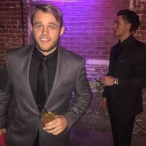 Meet your Posher, Jake