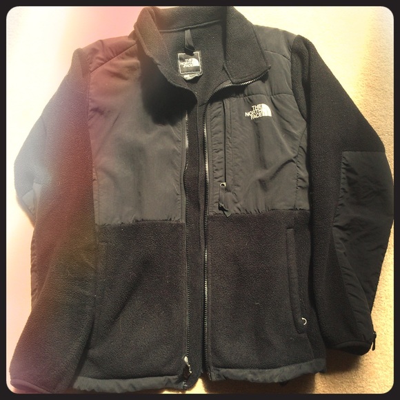Women's North Face Denali size large.