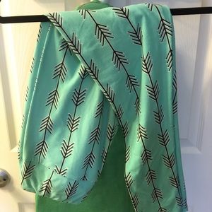 Lularoe TC Euc mint arrow leggings