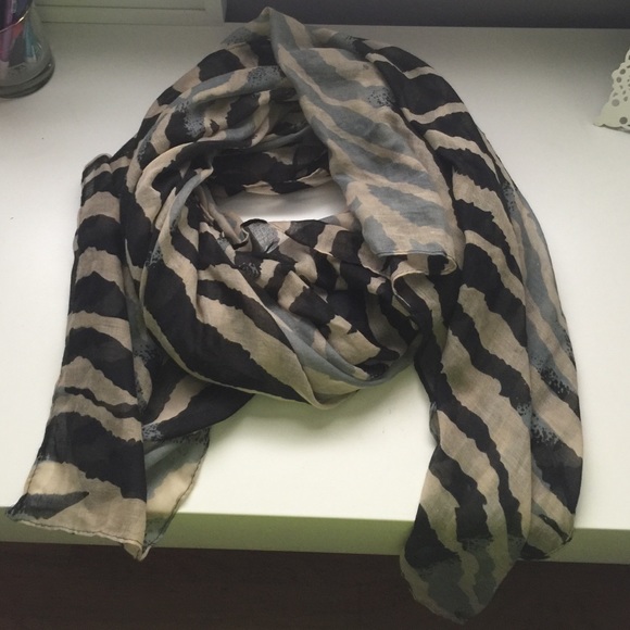 Scarf