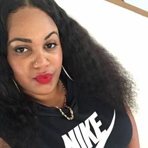 Meet your Posher, Chanel