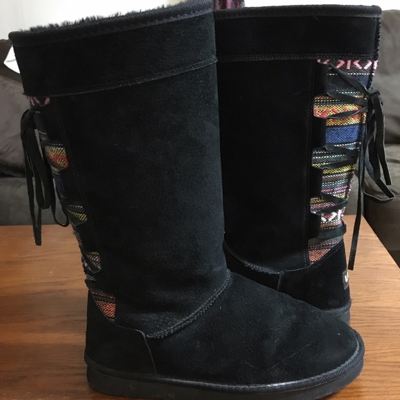Lamo Boots **sold on mer-cari** - Picture 1 of 4
