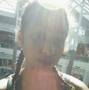 Meet your Posher, Leticia