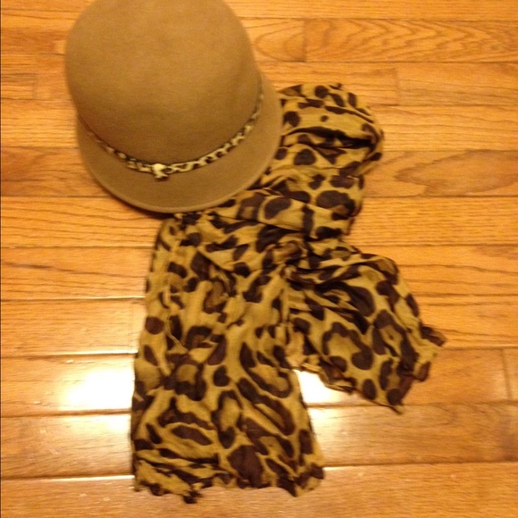 🎃Fall Sale🎃Beautiful leopard print scarf - Picture 3 of 4