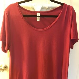 Lularoe classic tee