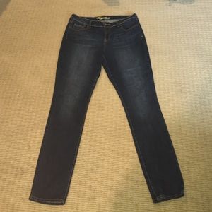 Dark jeans. Sweetheart straight leg fit. 12 long