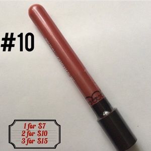 🆕Matte long lasting lipstick