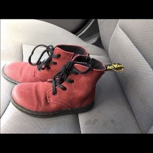 Boys / girls dr martens size 9