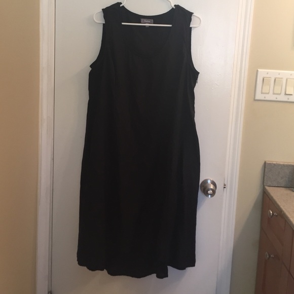 Neiman Marcus Black Linen hi-low sleeveless dress