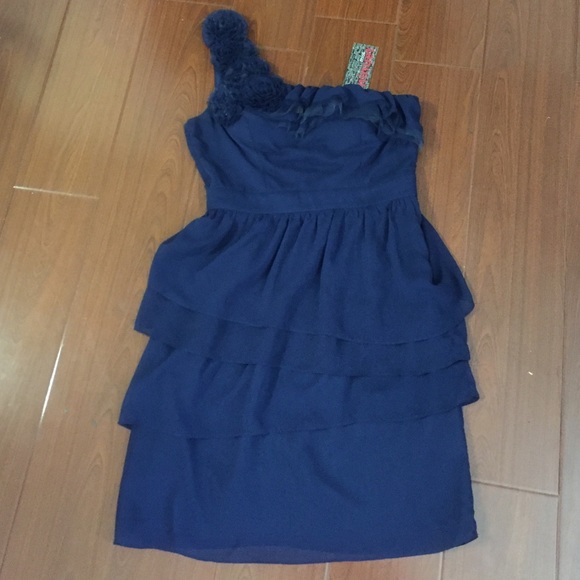 NWT navy ruffle dress