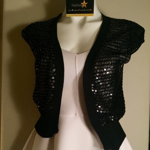 Necessary Objects crop cardigan/shrug