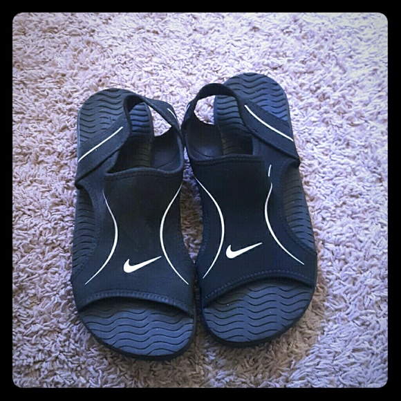 Nike Strap Sandals