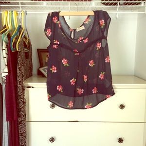 Cute blouse!