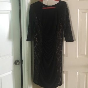 Lace stretch dress
