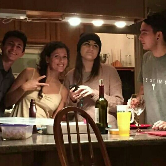 Meet your Posher, Jen - Picture 4 of 4