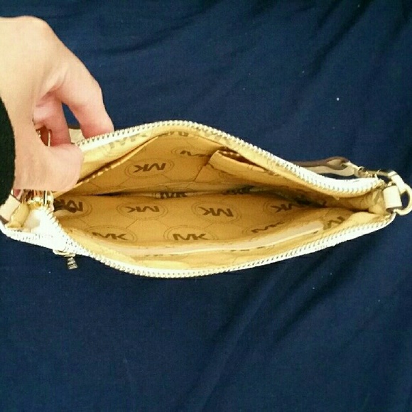 Handbag Purse - Picture 2 of 3