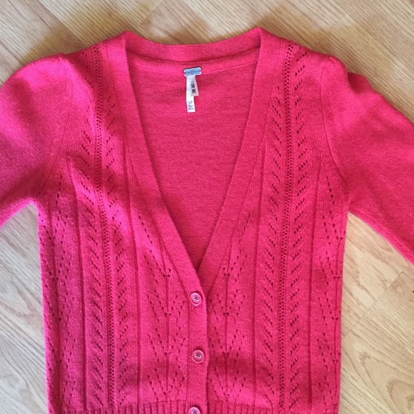 Sweater - Picture 2 of 4