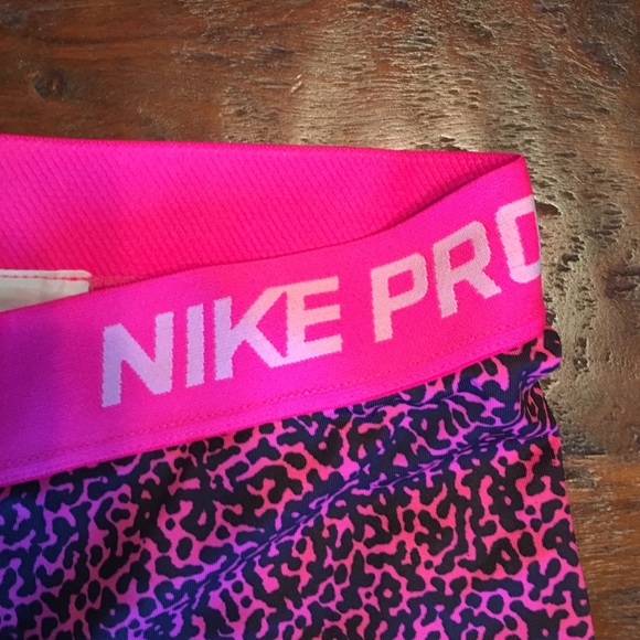 ‼️SOLD‼️Nike Pro Shorts - Picture 3 of 4