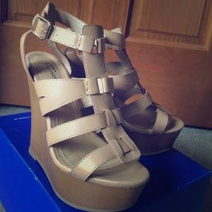 Tan/brown wedge heels