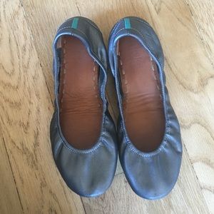 Grey Tieks