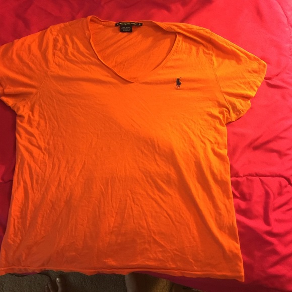 Polo v neck
