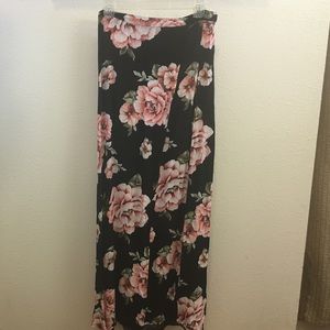 Forever 21 skirt size medium