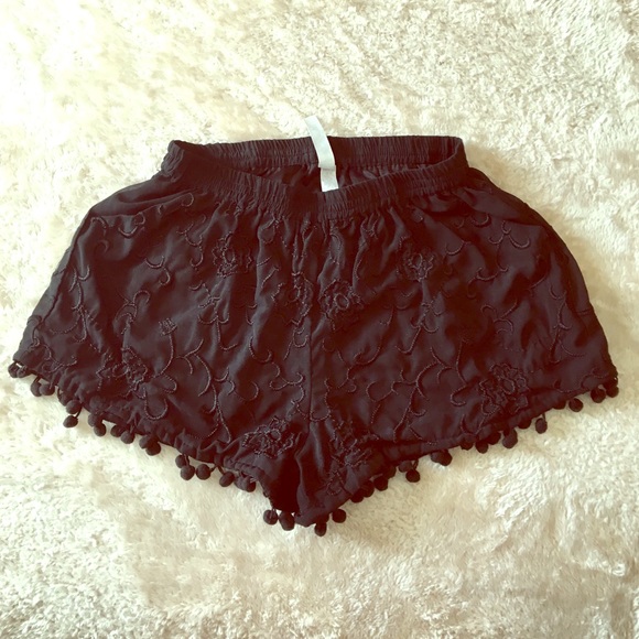 Cute black Pom Pom shorts