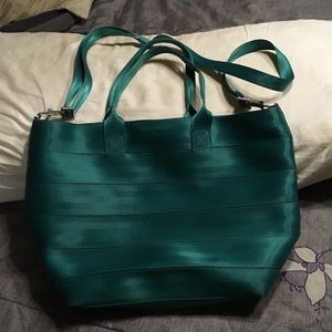 Harvey's seatbelt purses