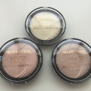 Makeup revolution highlighters
