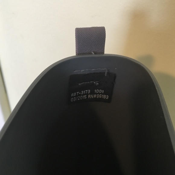 Capelli Gray Rain boots and a black rain boots - Picture 3 of 3