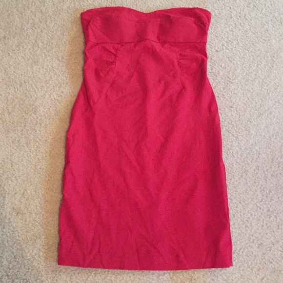 Red strapless dress