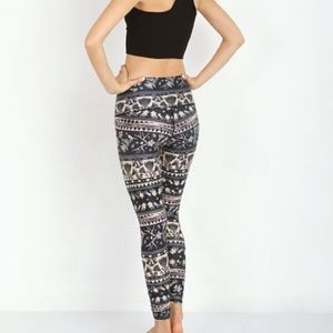 Teeki Diamond tribe hot pants. NWT xs