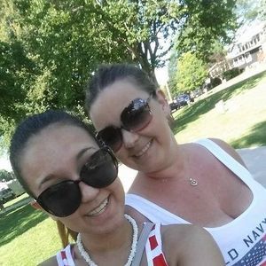 Meet your Posher, Nina